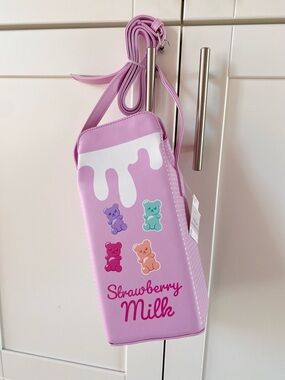 NWT Strawberry Milk Gummy Bear Purse